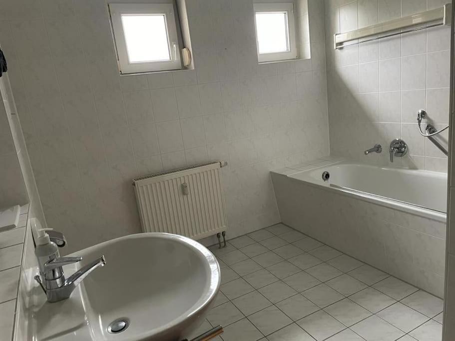 Traumhafte Wohnung Im Gruenen Elsterwerda Bagian luar foto